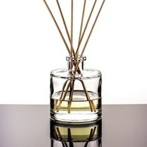 Collections collections Scented Candle Green Tea & Lemon In Pure Soy Wax in Glass Jar Wow Series by AaromaZ.